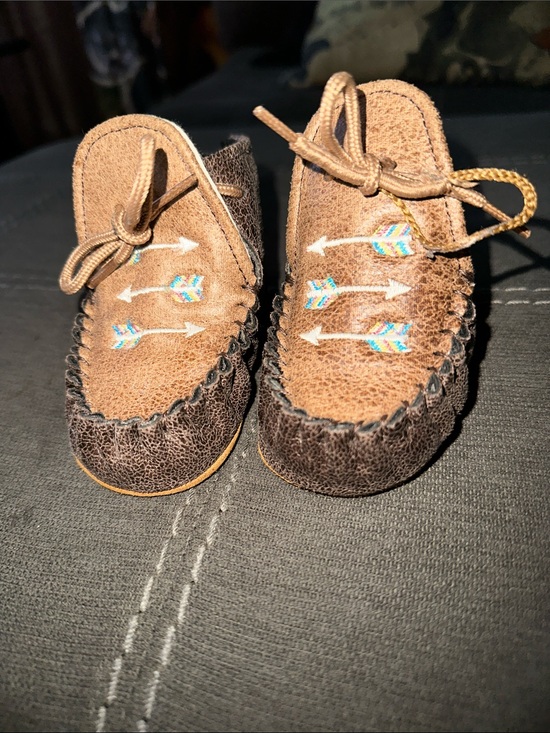 Old West Other - Old West Brown Kids Moccasin Shoes with Arrow Embroidery